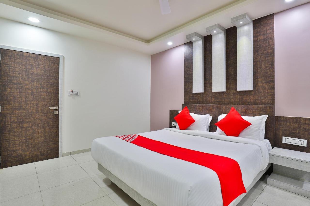 Oyo 23174 Hotel Parth Inn Dwarka  Luaran gambar