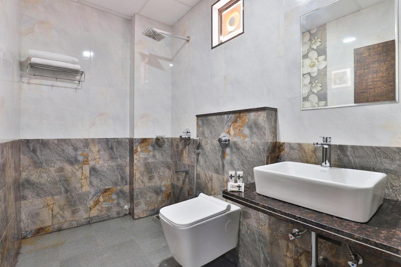 Oyo 23174 Hotel Parth Inn Dwarka  Luaran gambar