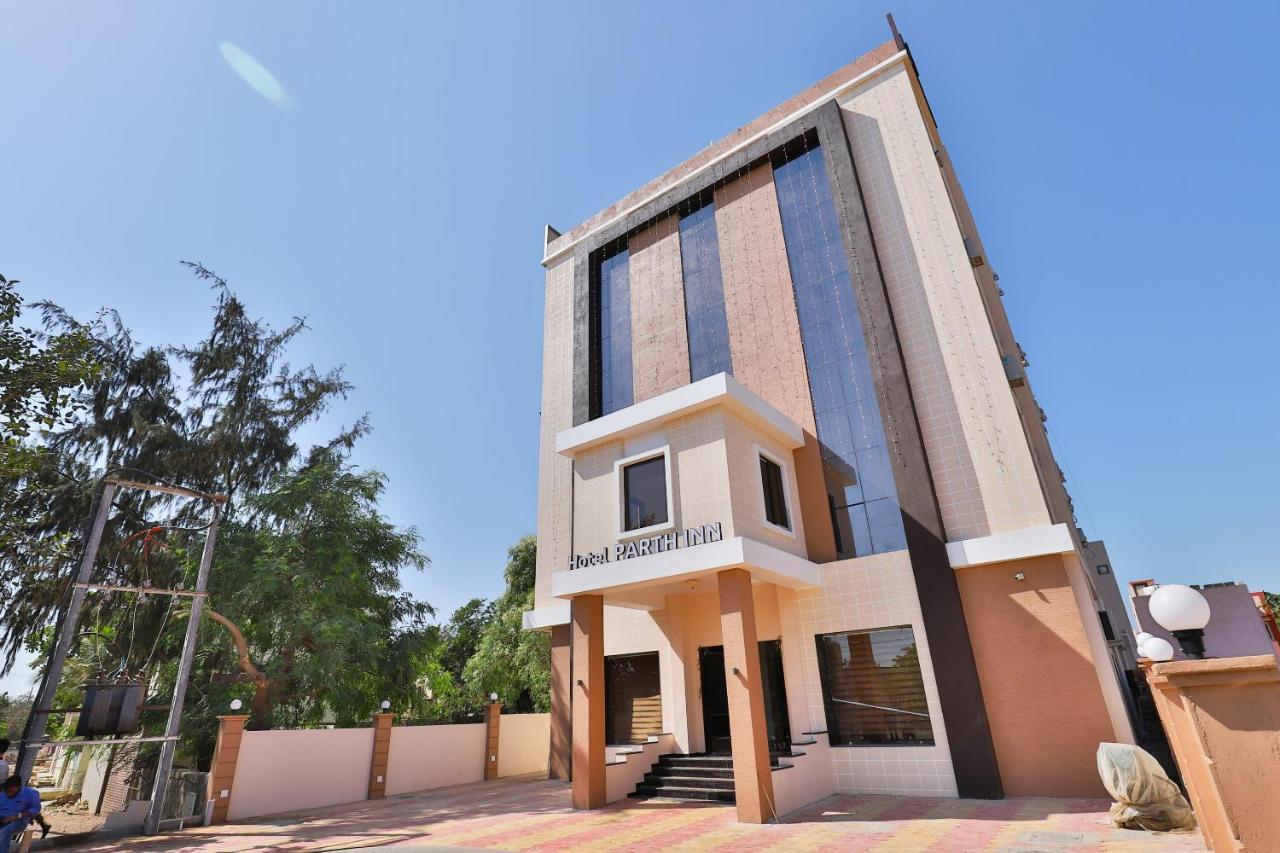 Oyo 23174 Hotel Parth Inn Dwarka  Luaran gambar